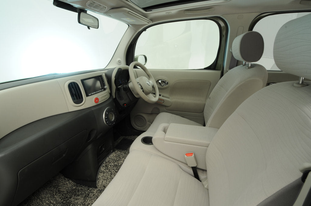 Detail of Nissan Cube 2008 by Simon Clay