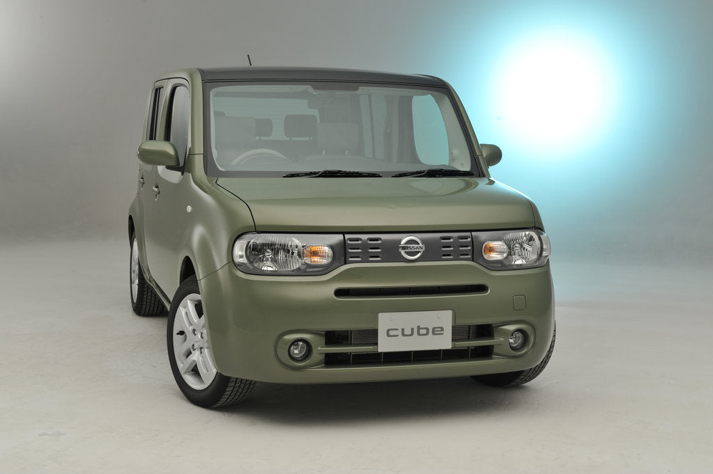 Detail of Nissan Cube 2008 by Simon Clay