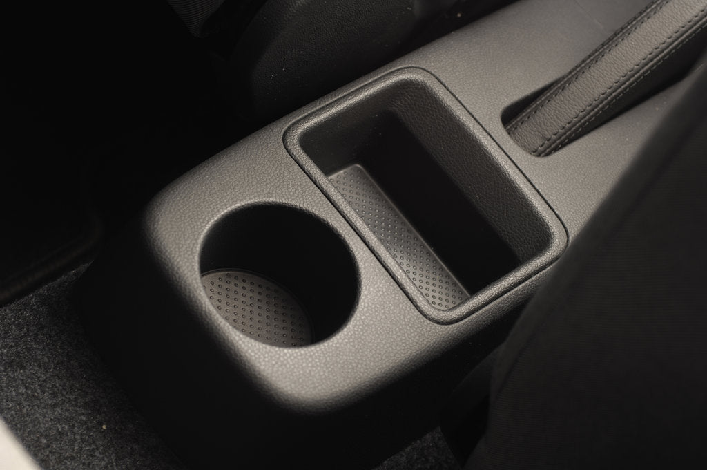 Detail of Skoda Fbia Estate  HTP 1-2  2007 by Simon Clay