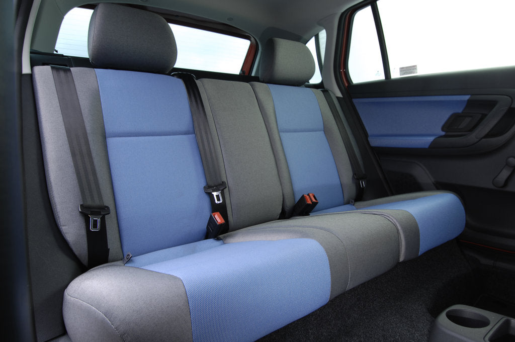 Detail of Skoda Fbia Estate  HTP 1-2  2007 by Simon Clay