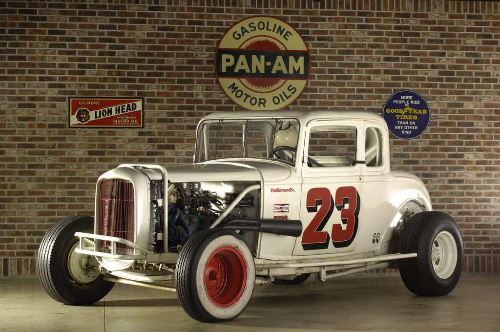 Detail of Ford short track jalopy coupe 1932 by Simon Clay
