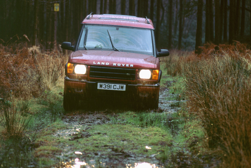 Detail of 2000 Land Rover Discovery TD5 by Unknown
