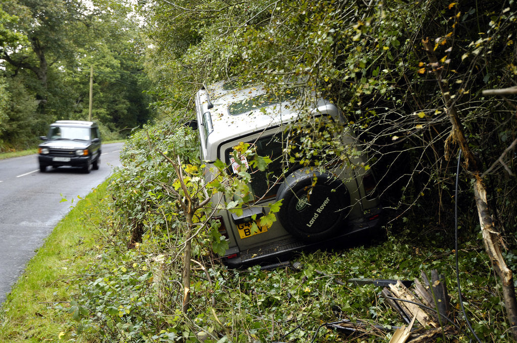 Detail of Land Rover Discorery 1990 Accident by Unknown