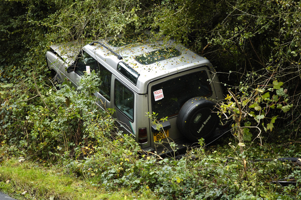 Detail of Land Rover Discorery 1990 Accident by Unknown