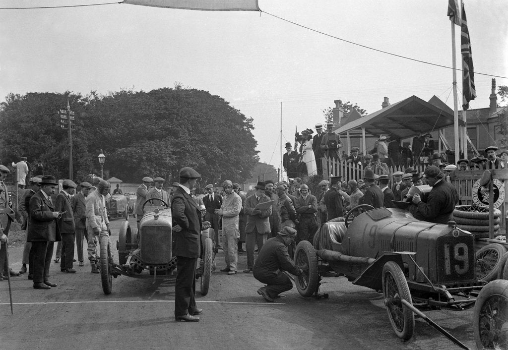 Detail of Minerva and Straker-Squire cars at the RAC Isle of Man TT race, 10 June 1914 by Bill Brunell