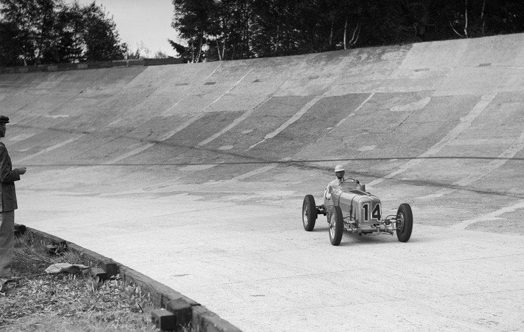 Detail of Raymond Mays' ERA on the way to second place, JCC International Trophy, Brooklands, 7 May 1938 by Bill Brunell