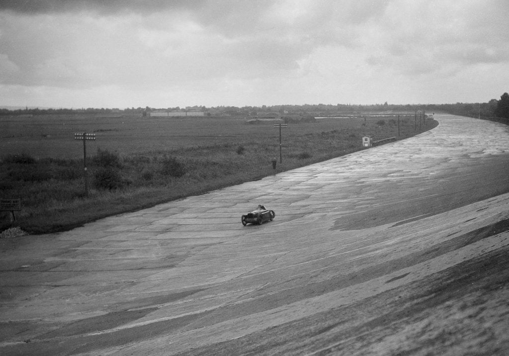 Detail of Leon Cushman's Austin 7 racer making a speed record attempt, Brooklands, 8 August 1931 by Bill Brunell