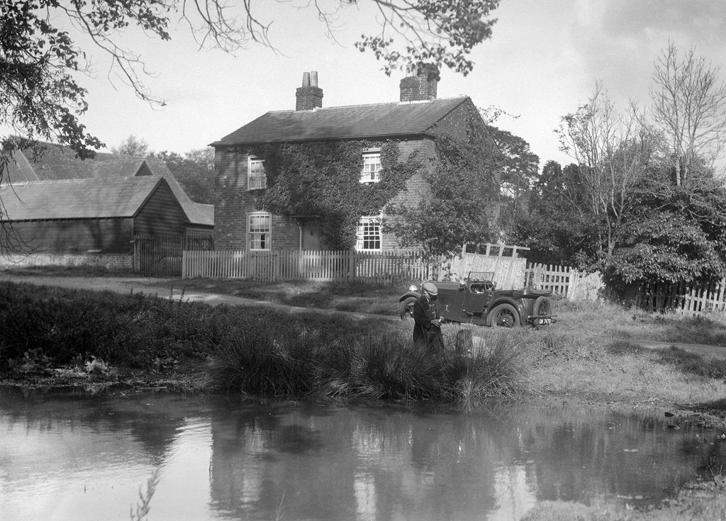 Detail of Wolseley Hornet taking part in the Bugatti Owners Club car treasure hunt, 25 October 1931 by Bill Brunell
