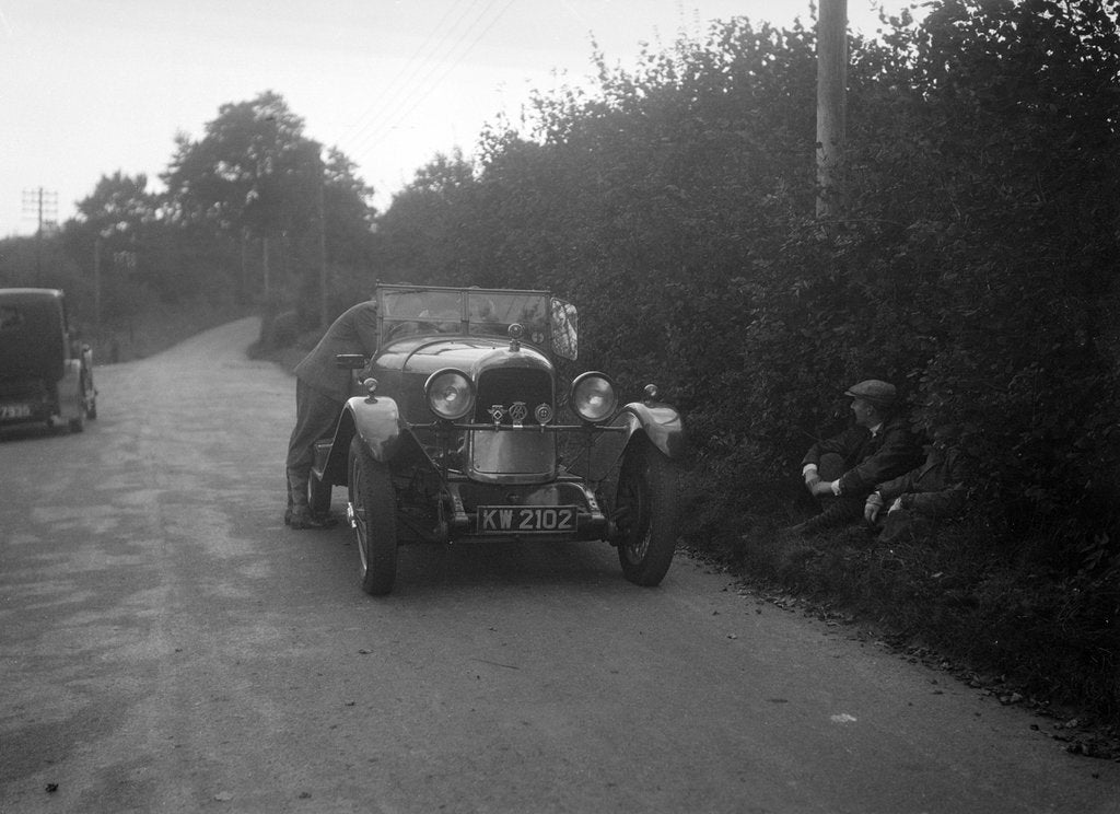 Detail of Lagonda taking part in the Bugatti Owners Club car treasure hunt, 25 October 1931 by Bill Brunell