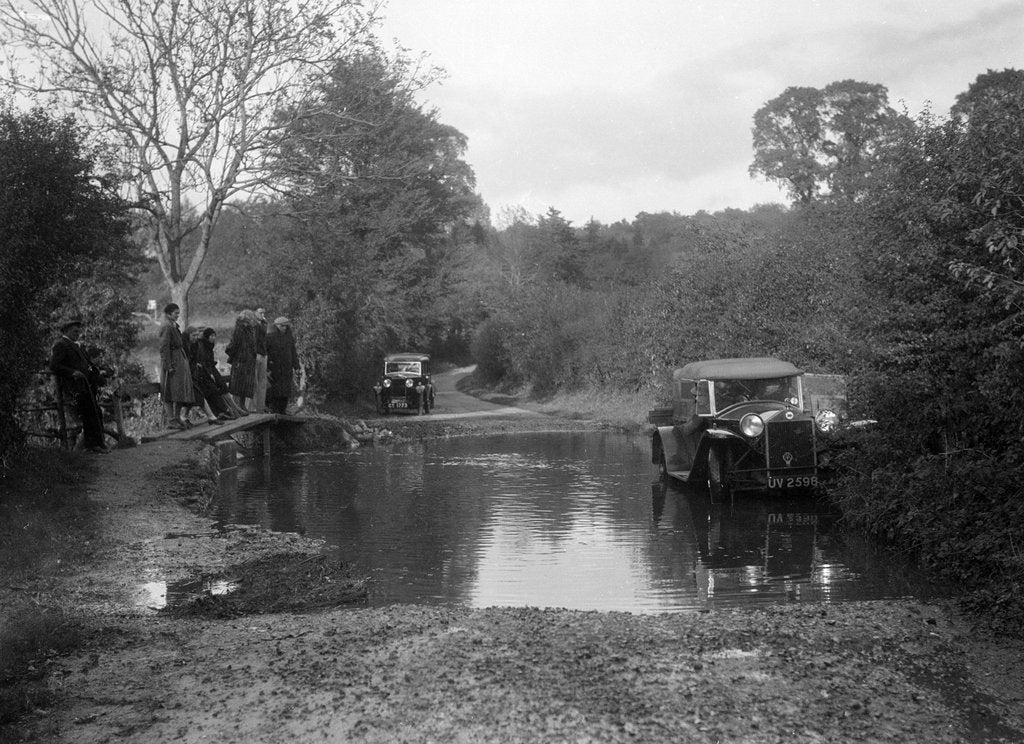 Detail of Lancia Lambda taking part in the Bugatti Owners Club car treasure hunt, 25 October 1931 by Bill Brunell