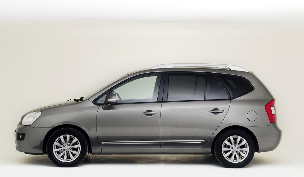 Detail of 2012 Kia Carens 3 CDRi by Unknown