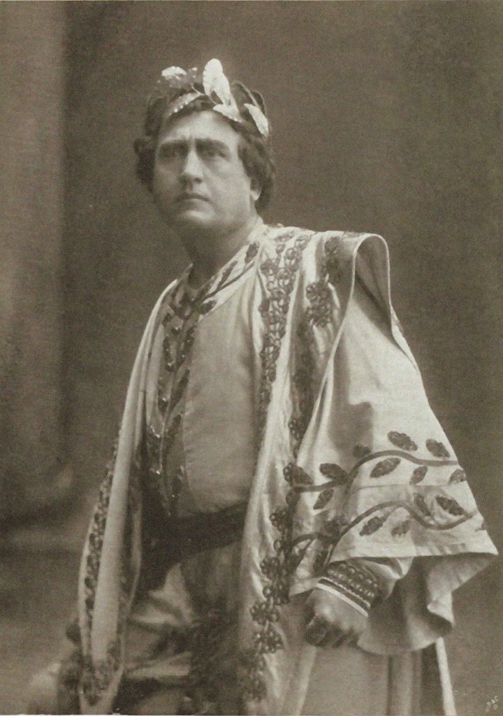 Detail of Wilhelm Grüning as Rienzi in Opera Rienzi by Richard Wagner, Berlin, 1907 by Anonymous