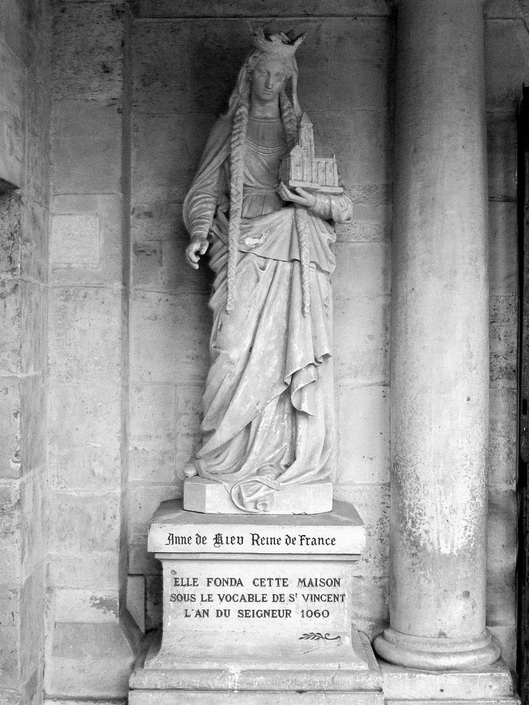 Detail of Statue of Anne of Kiev (Anna Jaroslawna) at the Royal Abbey of St. Vincent in Senlis by Anonymous