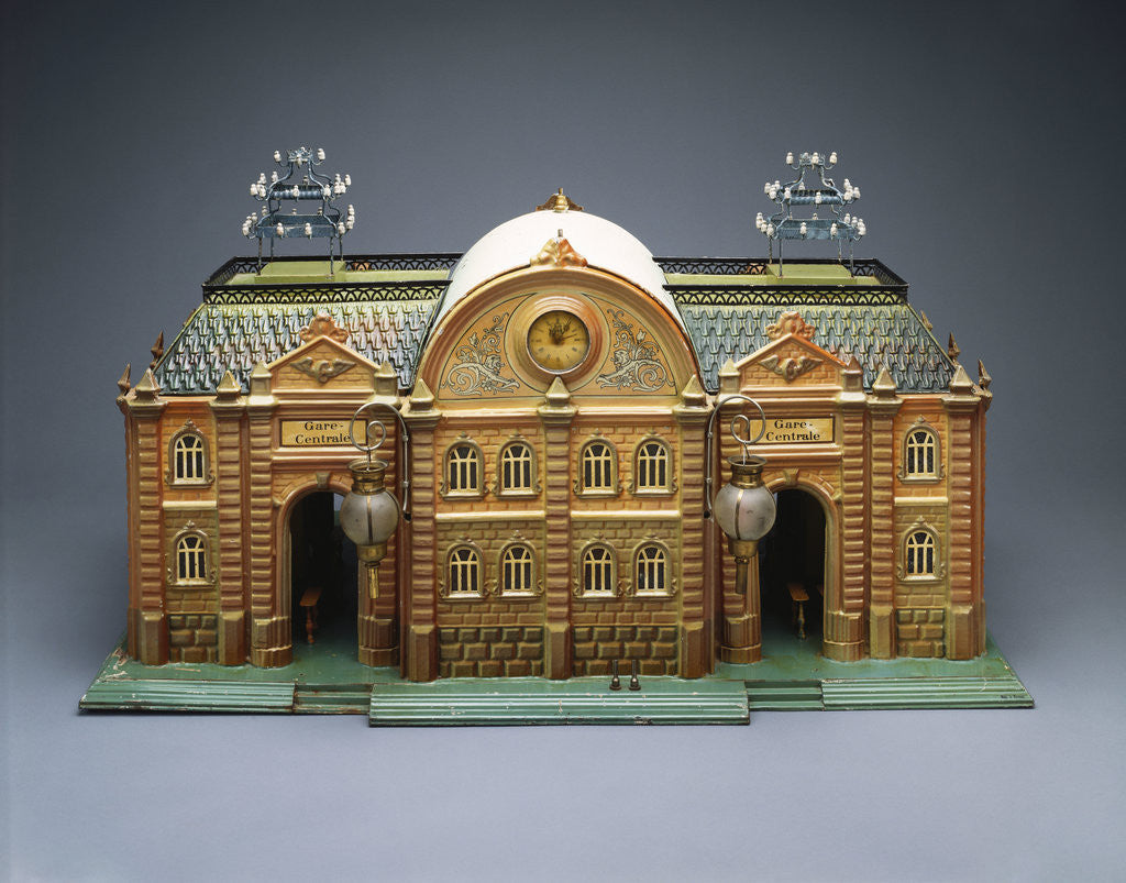 Detail of A Marklin hand-painted 'Gare Centrale' major railway station, circa 1910 by Anonymous