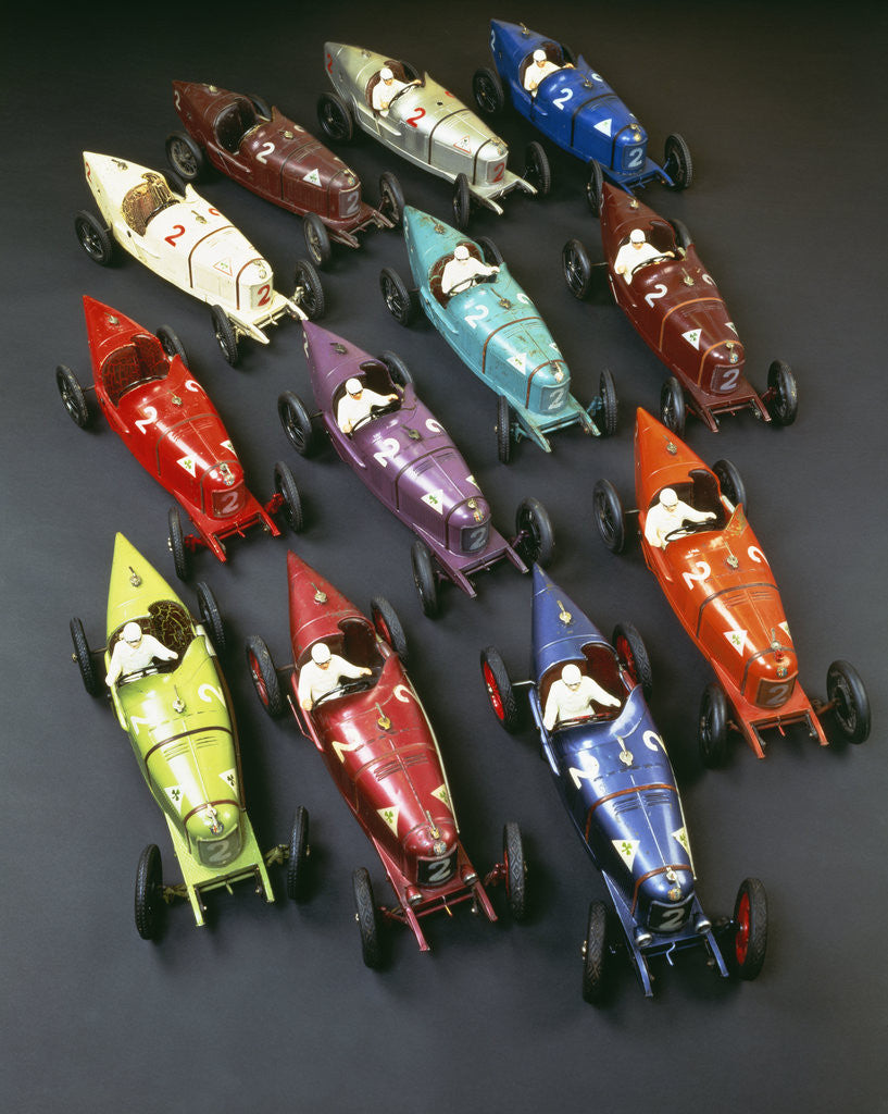 Detail of A group of CIJ clockwork painted tinplate Alfa Romeo P2 racing cars, late 1920s by Anonymous