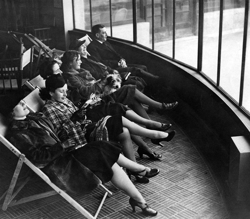 Detail of Hastings sun lounge by Associated Newspapers