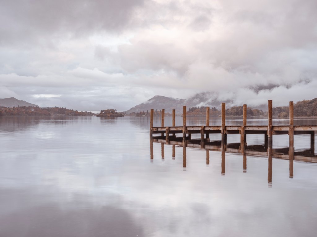 Detail of Derwentwater pier by Assaf Frank