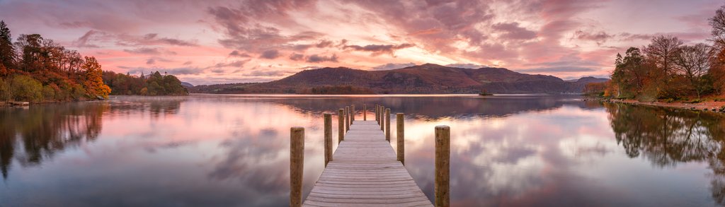Detail of Derwentwater pier by Assaf Frank