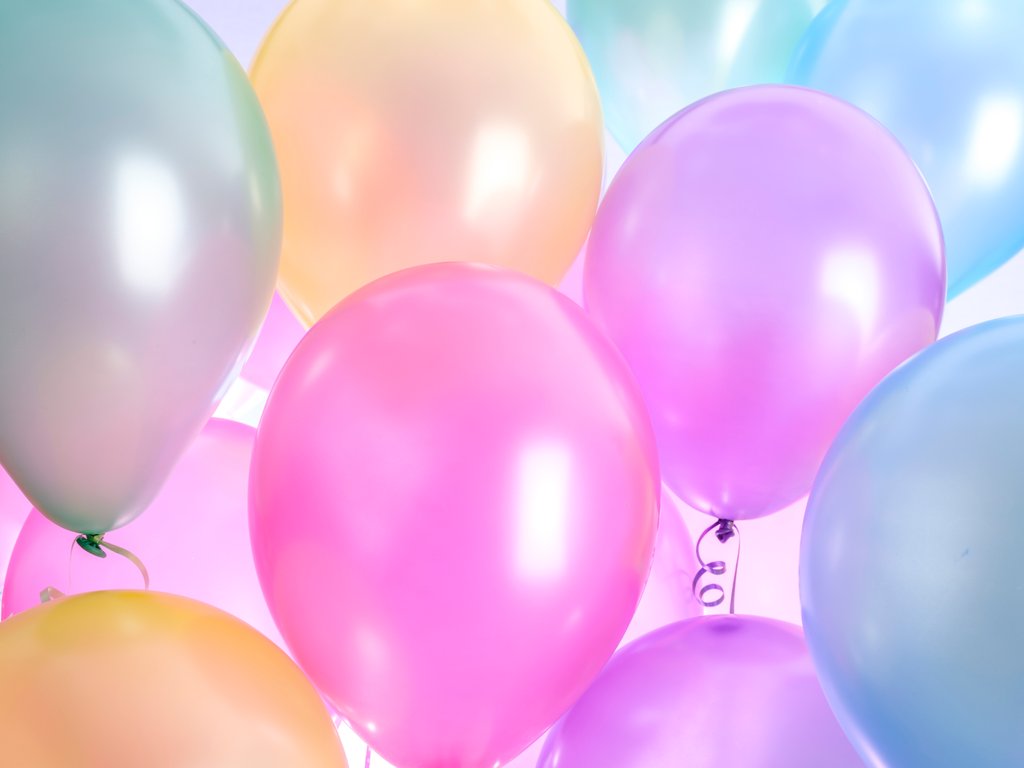 Detail of Multi coloured ballons by Assaf Frank