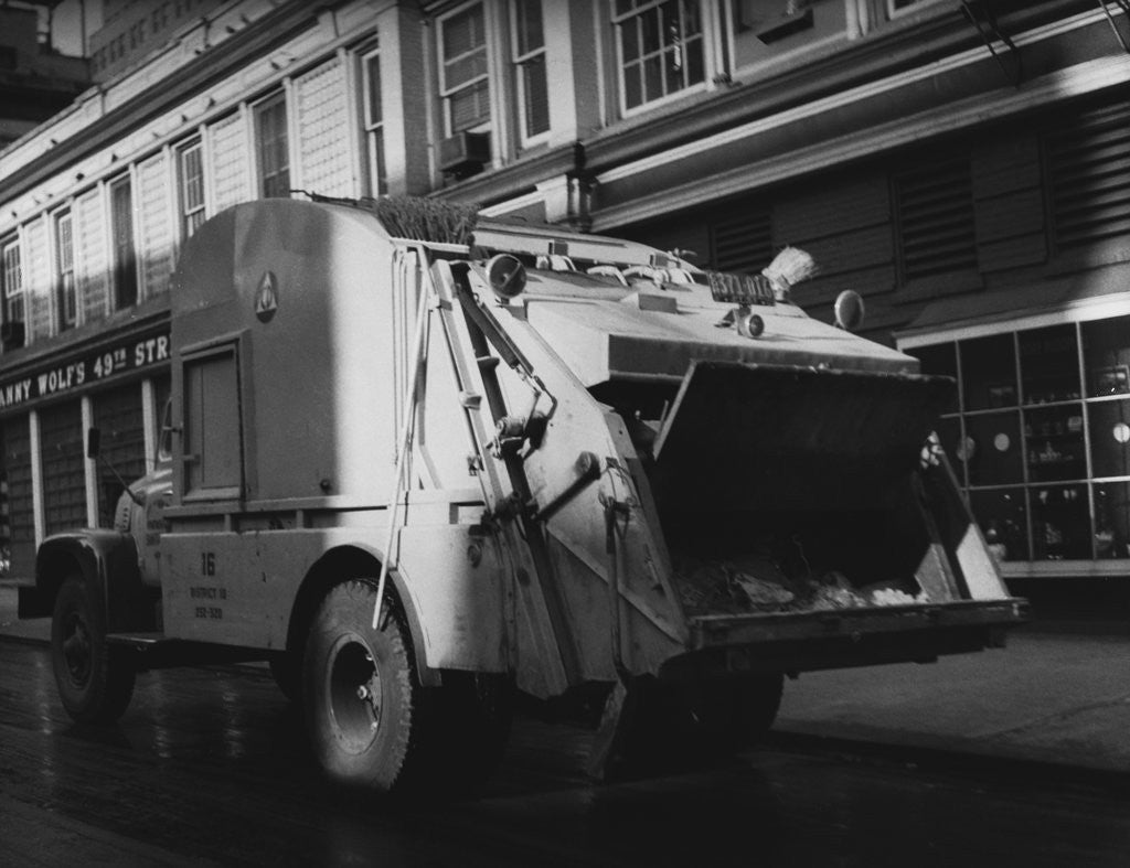 Detail of Garbage Collection by Anonymous