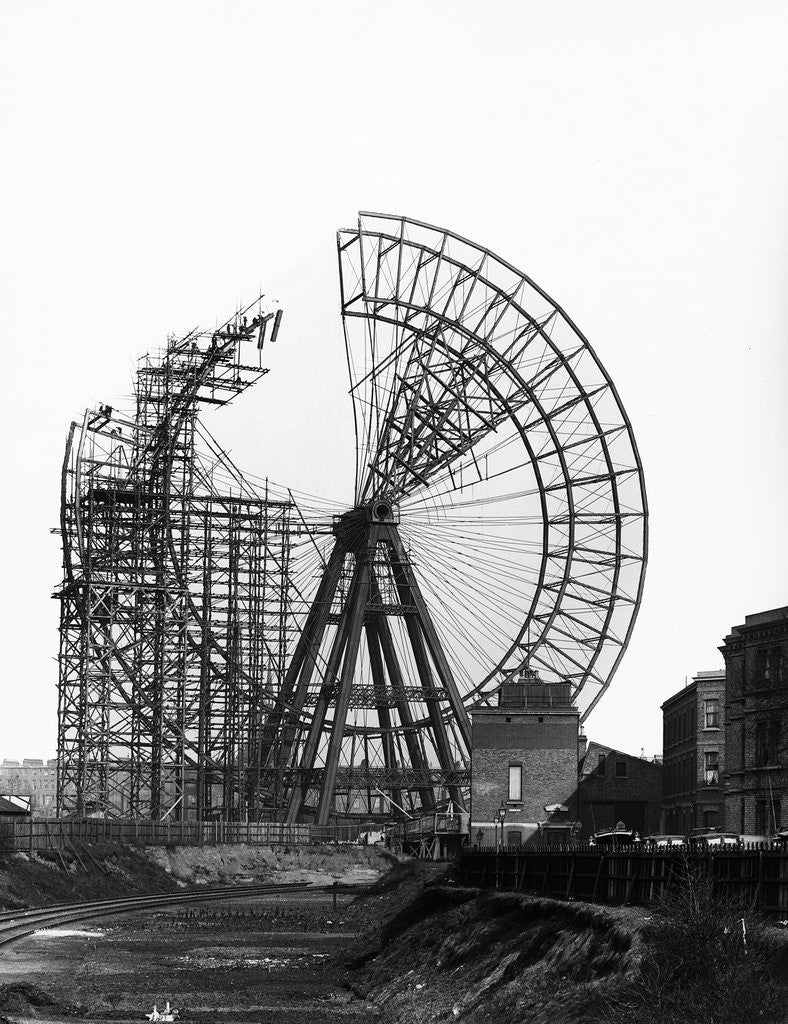 Detail of Construction of Giant Wheel by Corbis