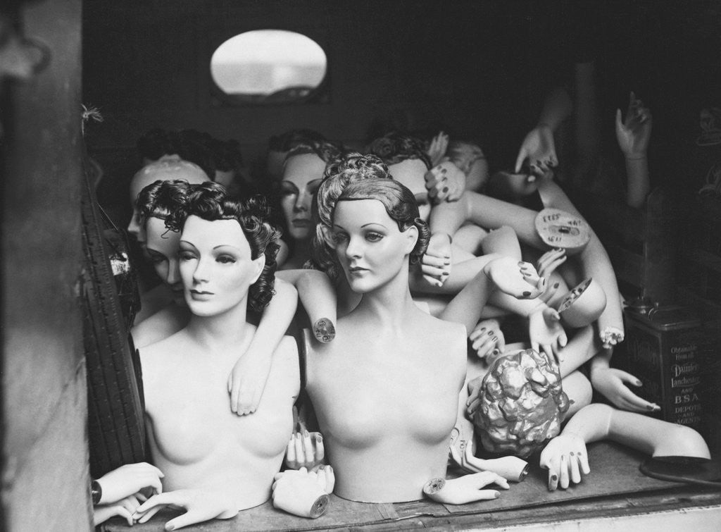 Detail of Manneqins Being Evacuated by Anonymous