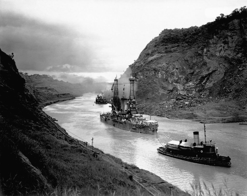 Detail of Battleship Moving Through Panama Canal, 1915 by Anonymous