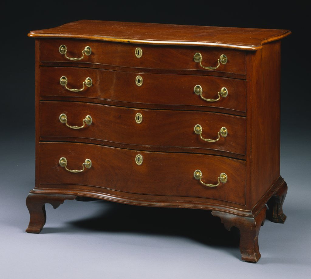 Detail of New England Chippendale Mahogany Serpentine-Front Chest-of-Drawers by Anonymous