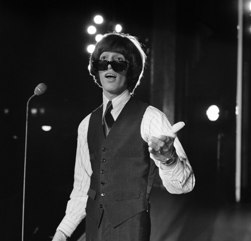 Detail of Robin Gibb by Eric Harlow