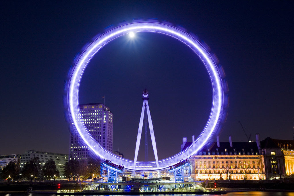 Detail of London Eye on the Mood by Joas Souza