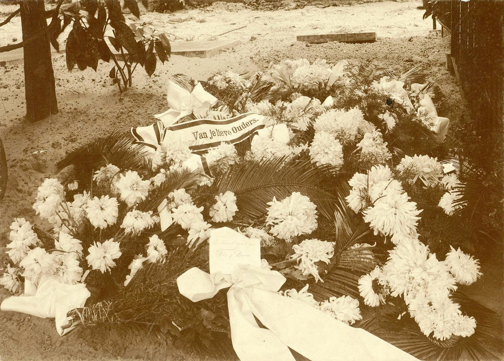 Detail of Bouquets on the grave of David Vermeulen by Anonymous