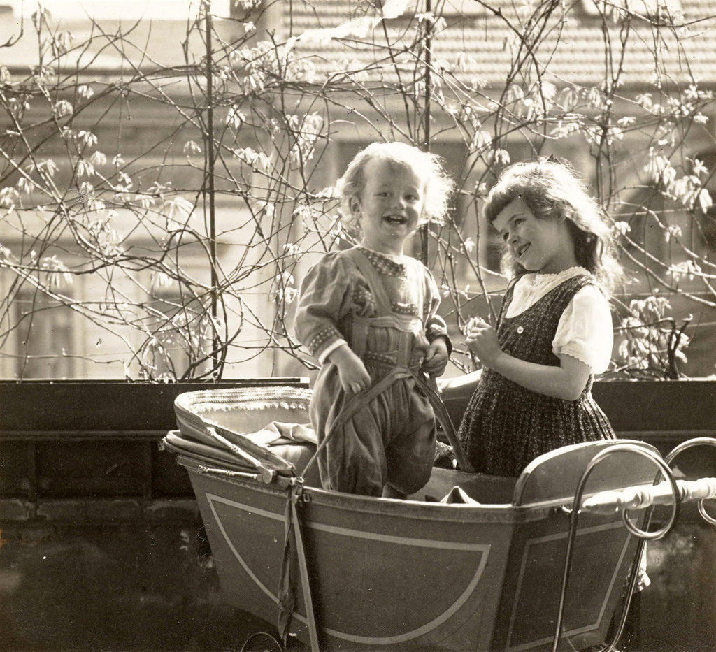 Detail of Marba and Eckart Titzenthaler, children's photographer, house Friedrichstrasse, Berlin, Germany by Waldemar Titzenthaler