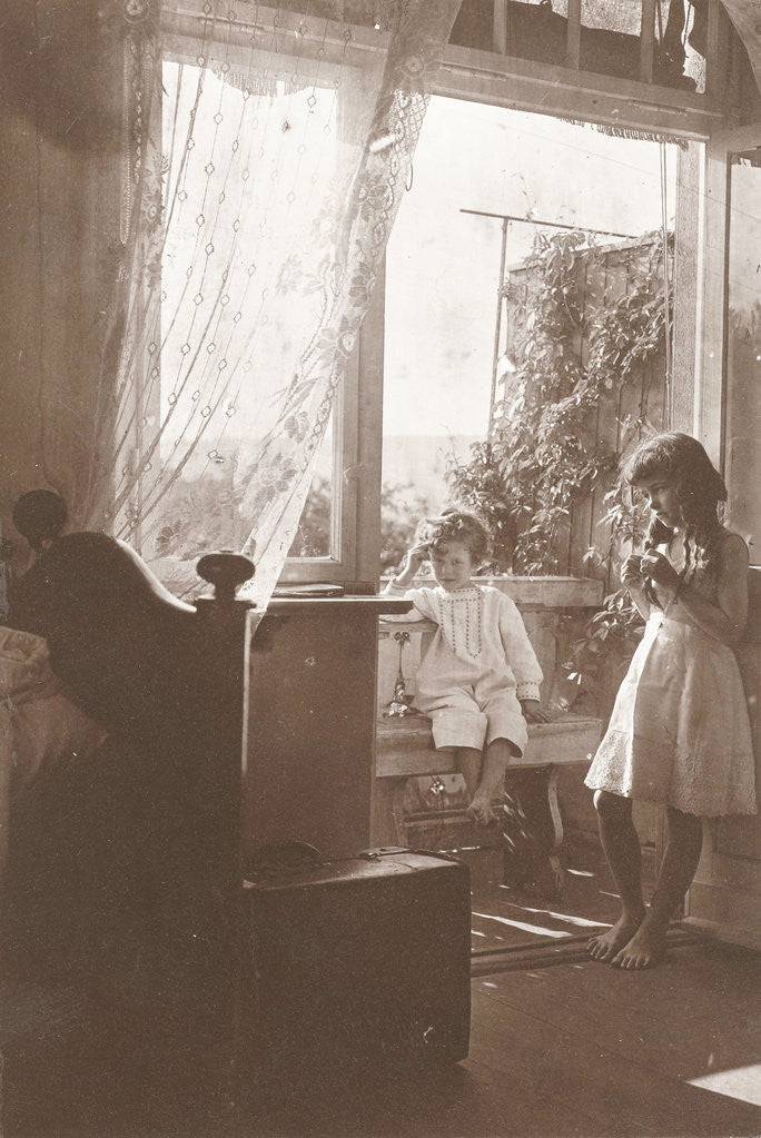Detail of Marba and Eckart Titzenthaler, children of the photographer, in an interior by Waldemar Titzenthaler