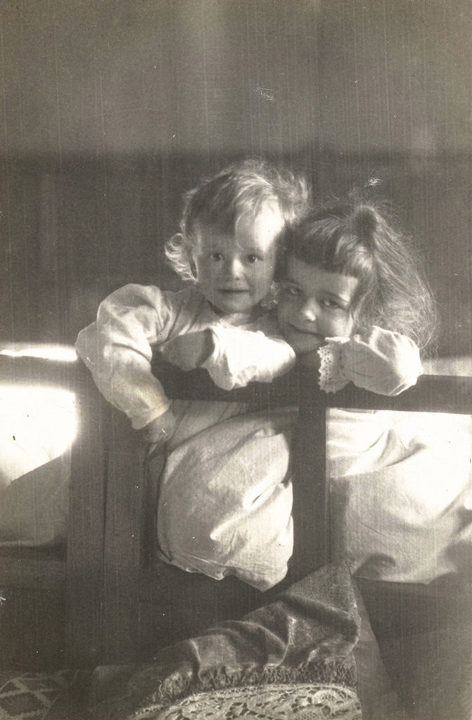 Detail of Marba and Eckart Titzenthaler, children of the photographer by Waldemar Titzenthaler