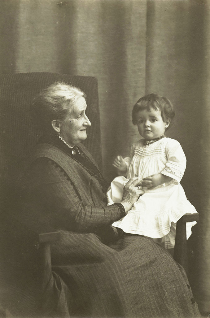 Detail of Marba Titzenthaler, daughter of the photographer, with an unknown old woman by Waldemar Titzenthaler