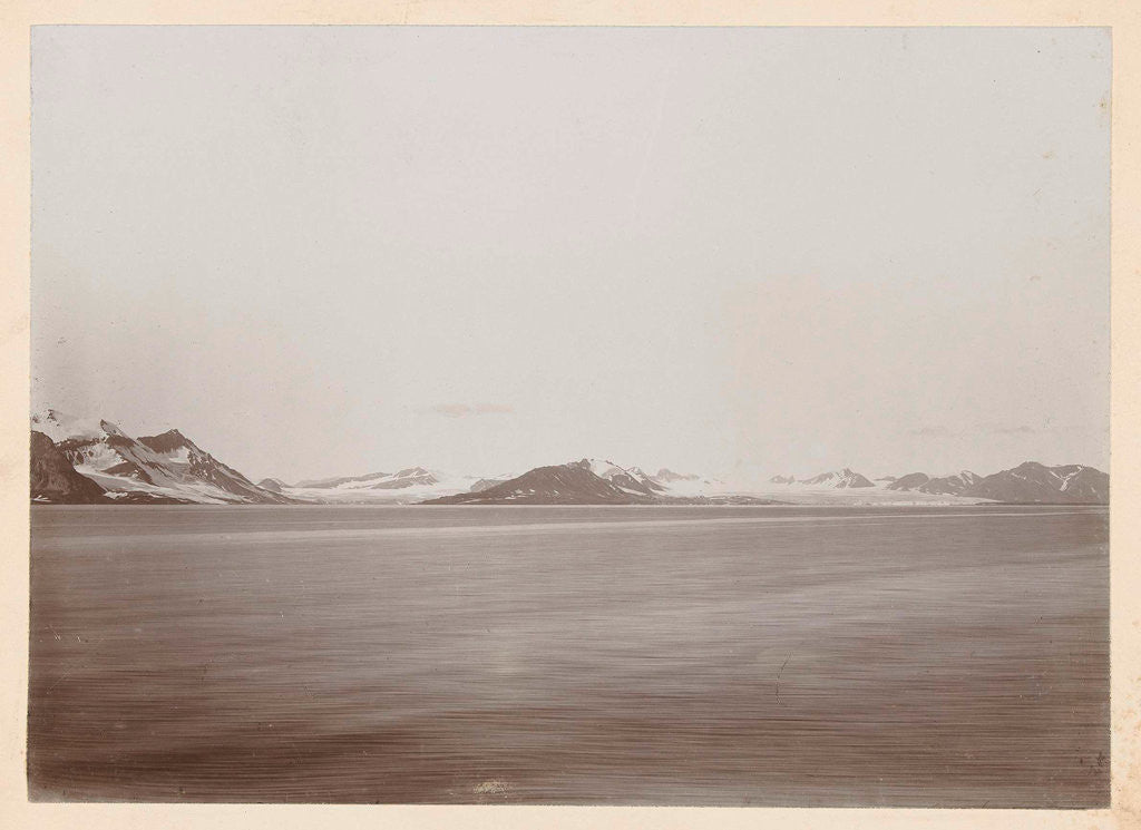 Detail of Sight over a lake or sea, with snowy mountains in the background (Norway?) by Henry Pauw van Wieldrecht