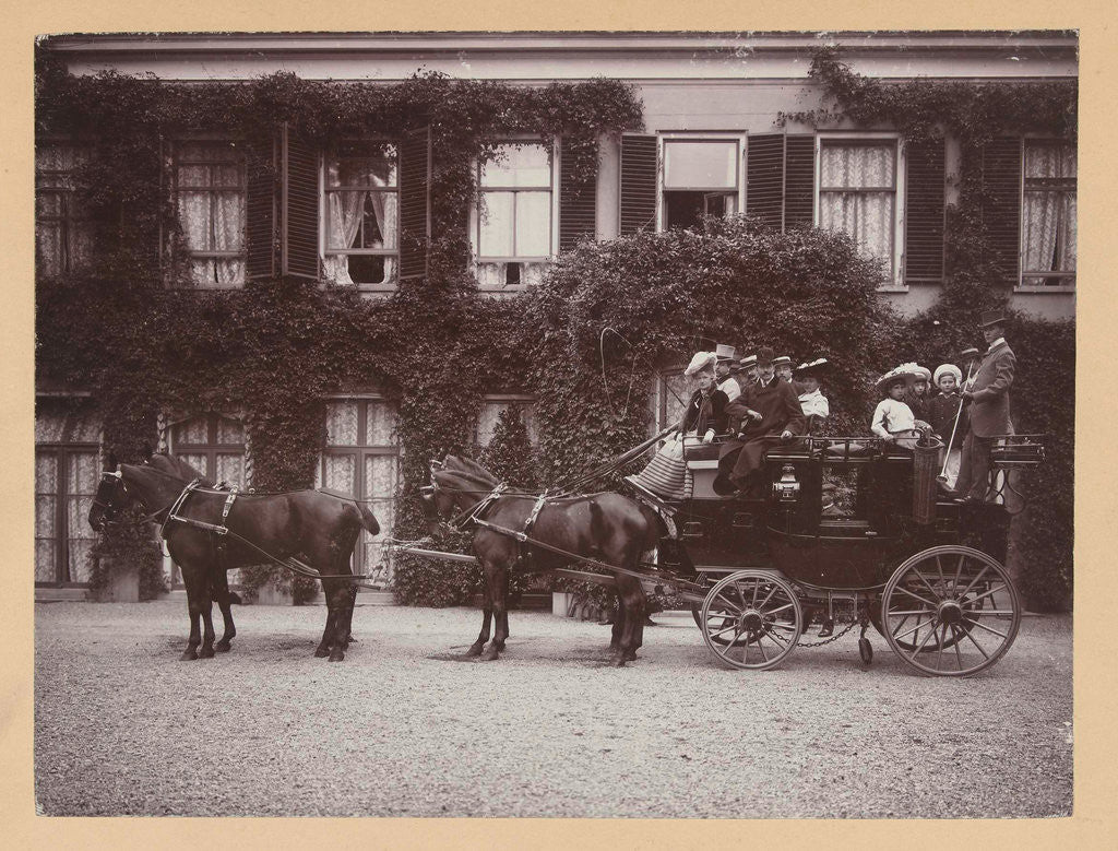 Detail of Group of people in a carriage with four horses for country Nimmerdor, Amersfoort by Henry Pauw van Wieldrecht