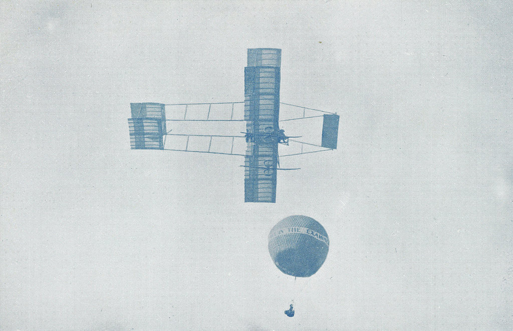 Detail of Louis Paulhan in his plane during a flight in which he broke the altitude record by Anonymous