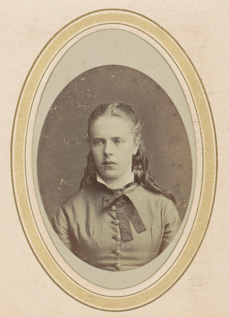 Detail of Photo album of a Dutch family with 168 cartes-de-visite and cabinet pictures by J.C. Reesinck