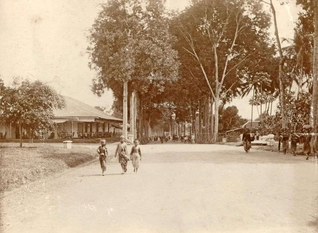 Detail of Street scene in the Dutch East Indies with children, porters and passersby by Anonymous