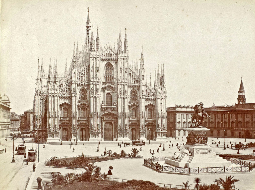 Detail of Travel Album with pictures of sights in Italy, Switzerland and the Dutch East Indies by Brogi