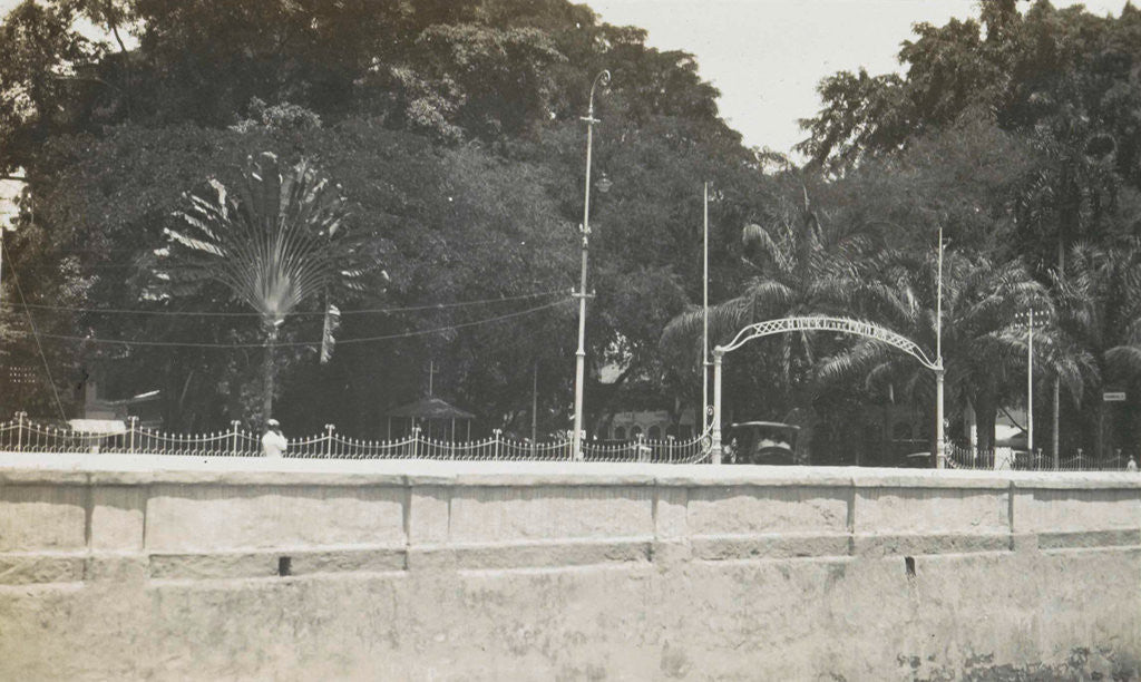 Detail of Batavia, Indonesia entrance Hotel des Indes by Anonymous