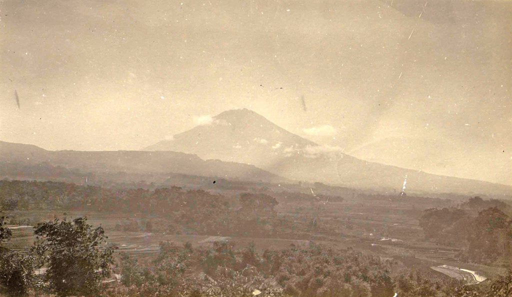 Detail of Java view with Soembing in Ninisvboonz, Indonesia by Anonymous