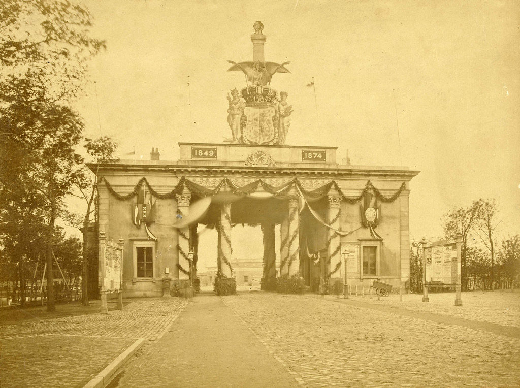 Detail of Decorated Willemspoort the occasion of the 25th anniversary of the reign of King William III, Amsterdam by Pieter Oosterhuis