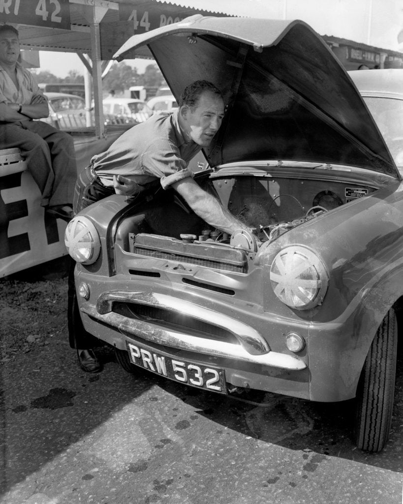 Detail of Daily Herald race meeting at Oulton Park by Hicklin / Barham
