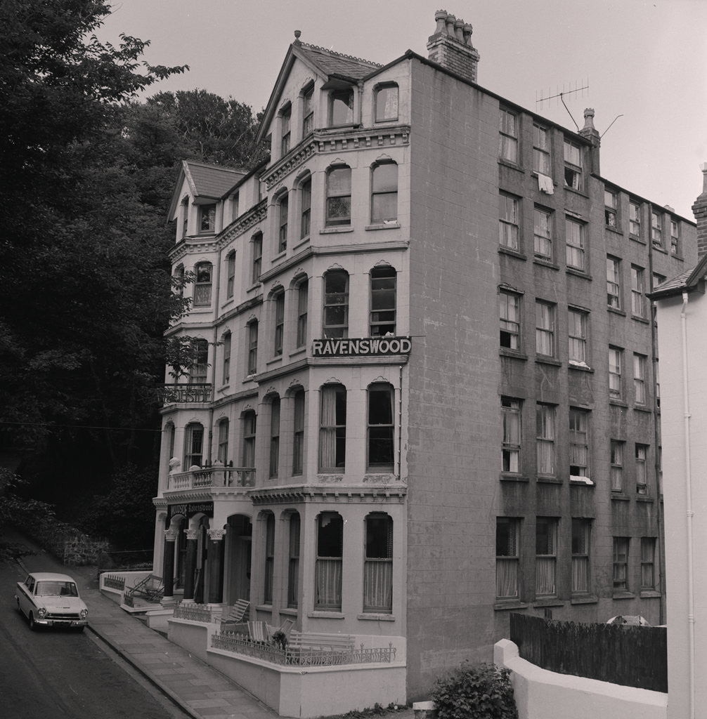 Detail of Ravenswood hotel by Manx Press Pictures