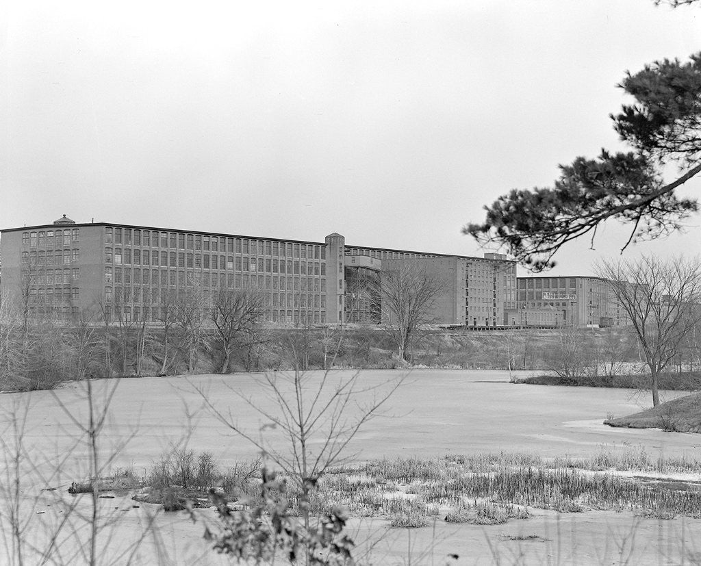 Detail of Mt. Holyoke, Massachusetts - Scenes. West Boylston Manufacturing Company, 1936 by Lewis Hine