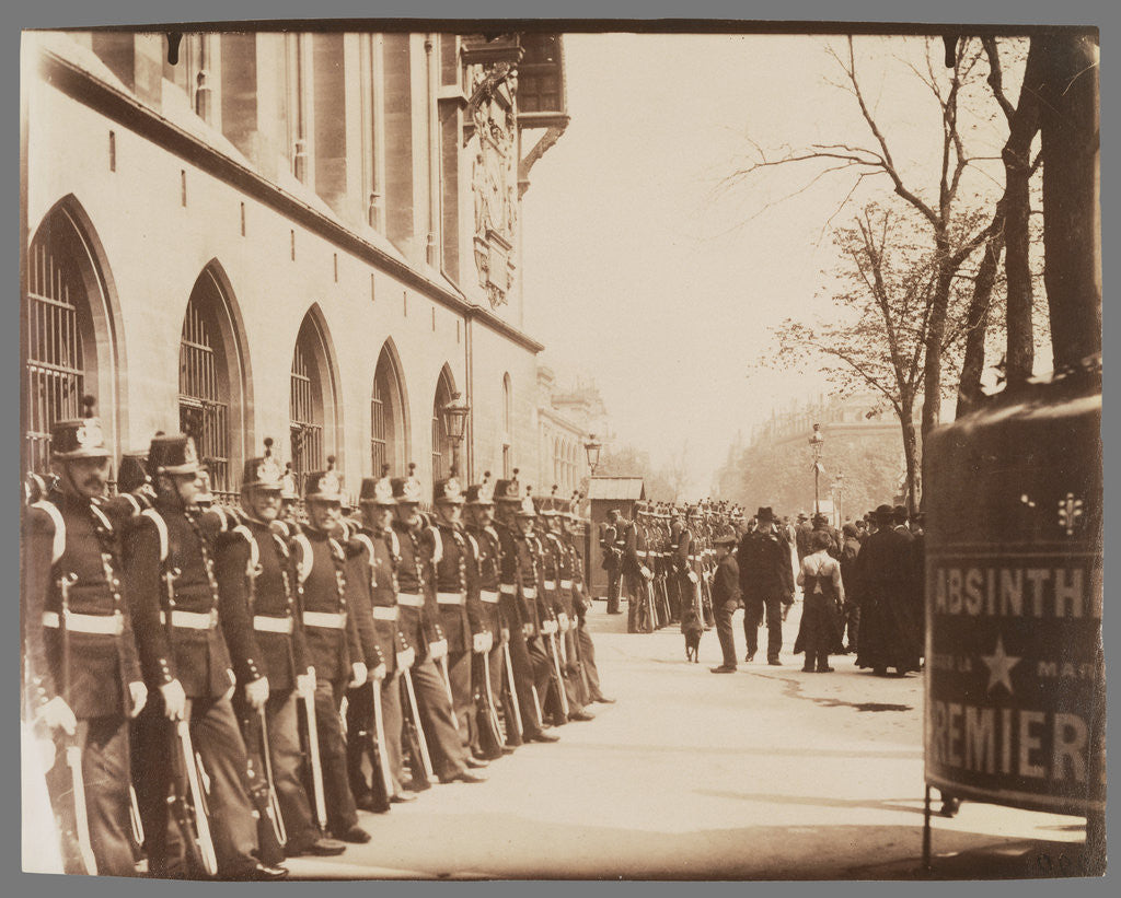 Detail of Gardes Républicains devant le Palais de Justice (Republican Guards in front of the Palais de Justice) by Eugène Atget