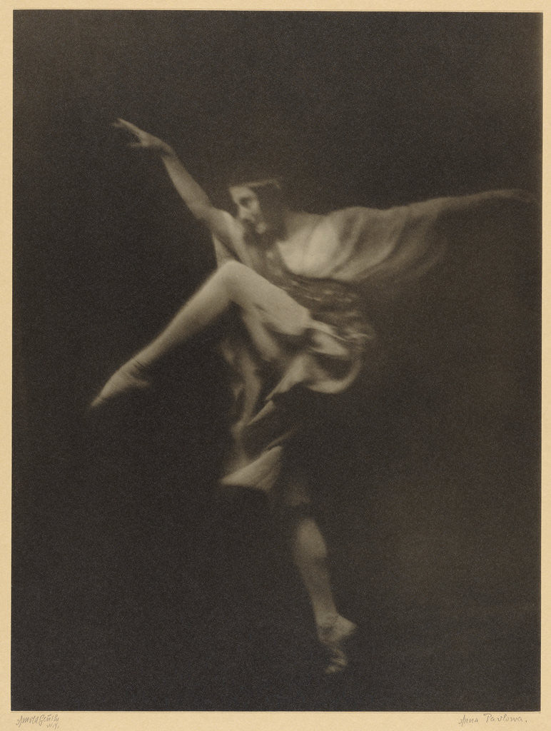 Detail of Anna Pavlowa by Arnold Genthe