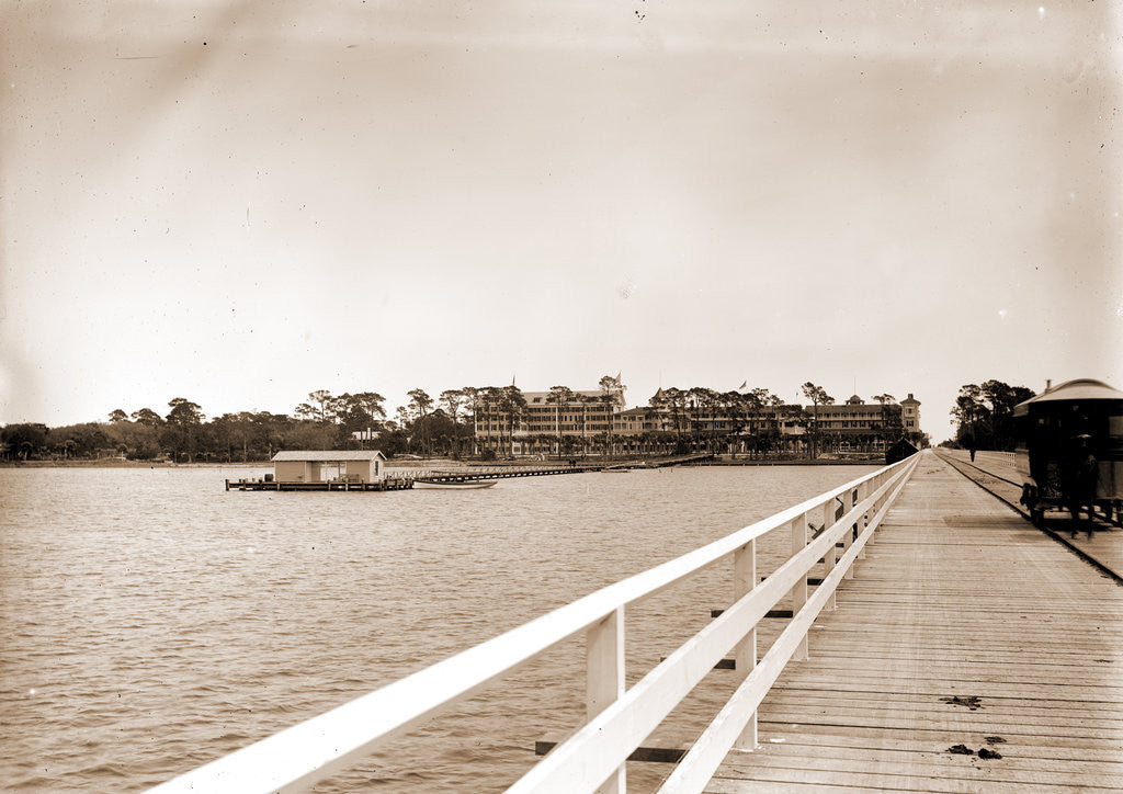 Detail of Hotel Ormond from bridge, Ormond by Anonymous